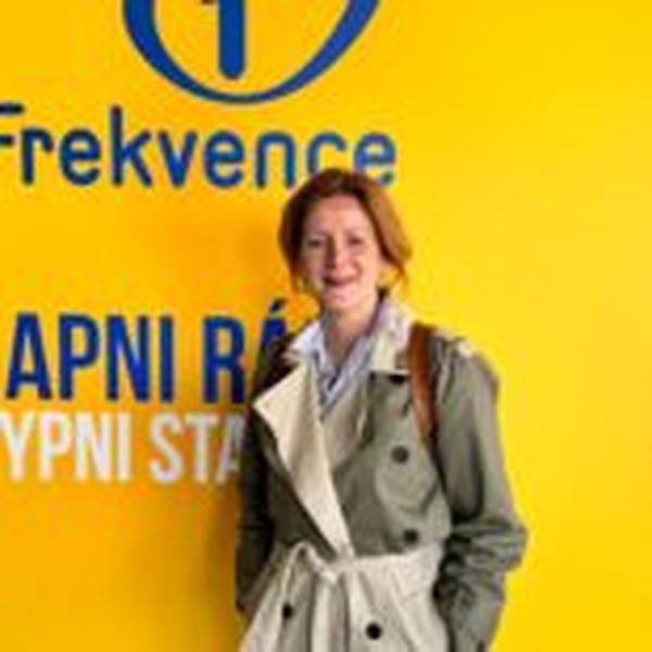 Host Frekvence 1